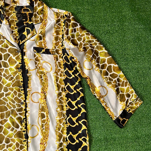 Victoria’s Secret Chain Link Satin Pj Set - Picture 4 of 16